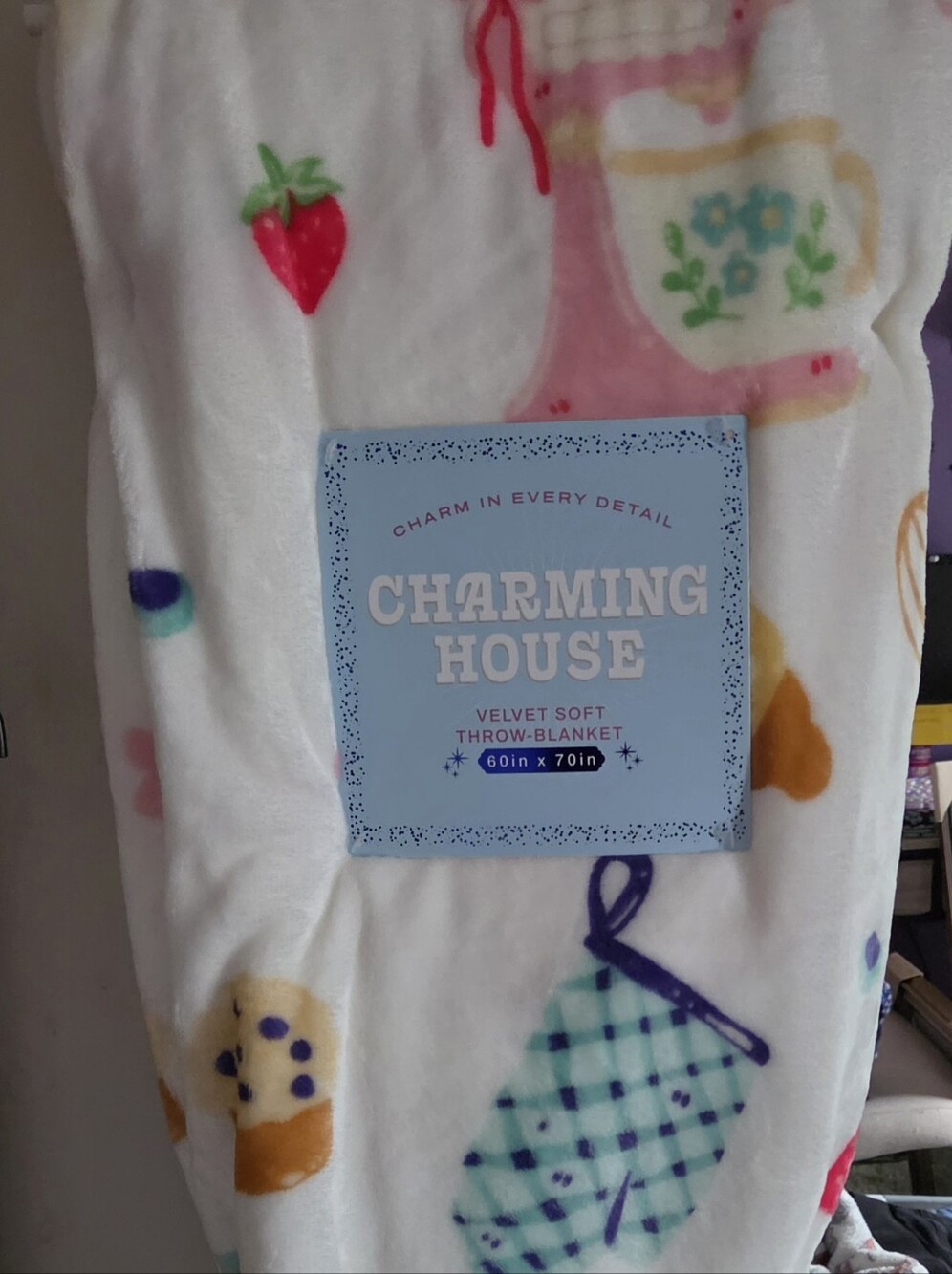 Velvet Soft Throw Blanket - White Multicolor